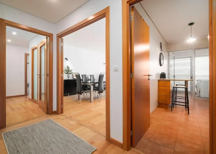 Halt * 蓬塔德尔加达